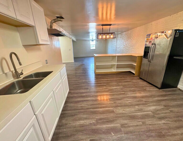 More Photos Of 1516 E 1st St, Los Angeles Religious Facility For Lease