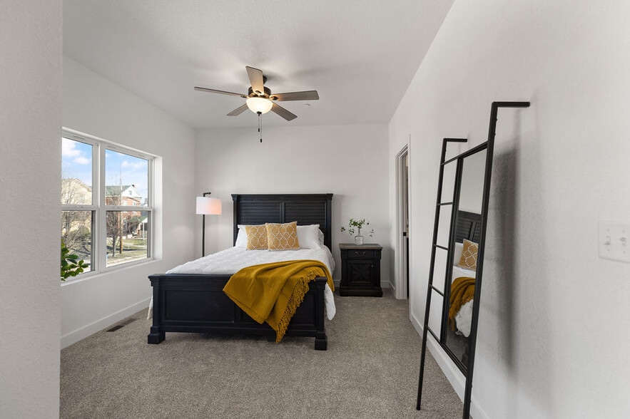 More Photos Of 201 S 8th St, Quincy Apartments For Sale