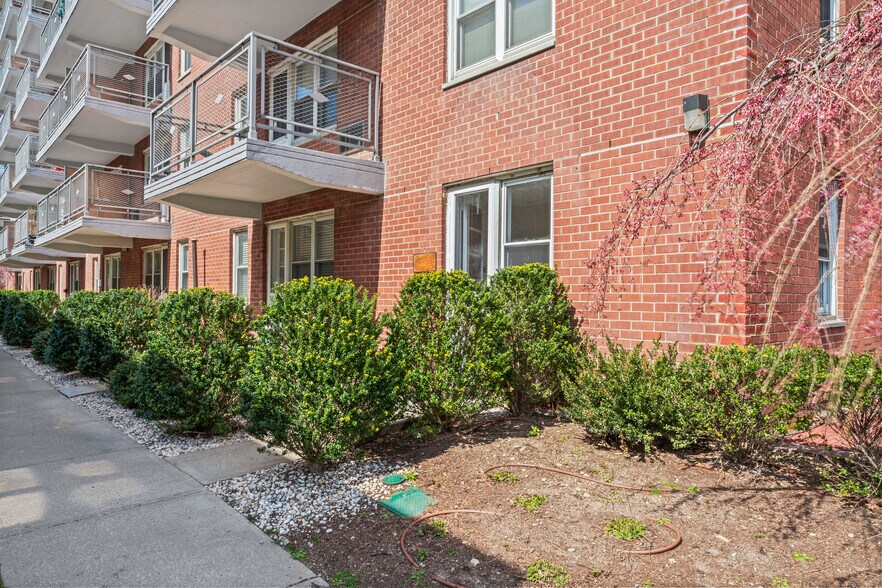 More Photos Of 700 Summer St, Stamford Office Residential For Sale