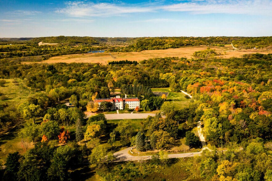 More Photos Of 29847 County 2 Blvd, Frontenac Specialty For Sale