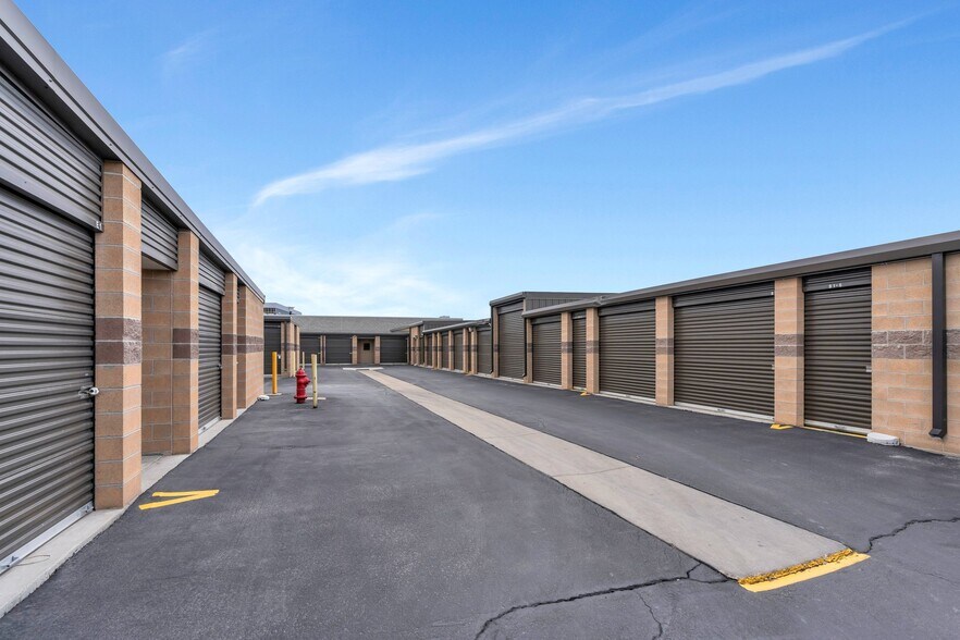 More Photos Of 4285 Thanksgiving Way, Lehi Self Storage For Sale