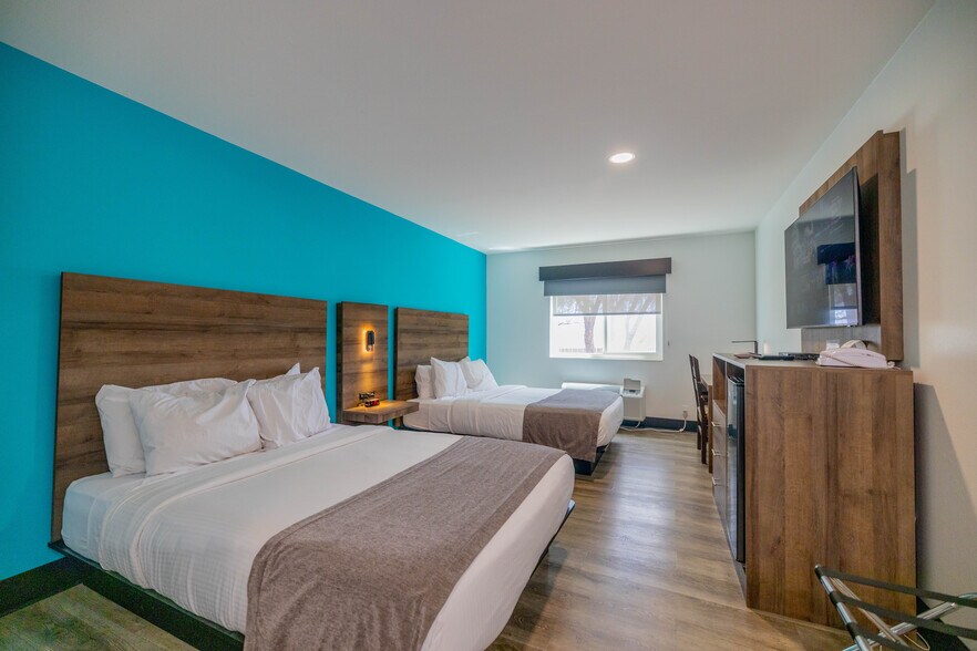 More Photos Of 1550 W Highway 260, Camp Verde Hotel For Sale