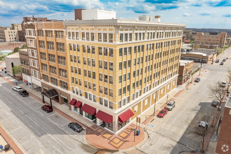 Primary Photo Of 801-805 Central Ave, Fort Dodge Office For Lease