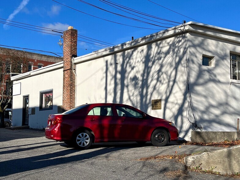 More Photos Of 26 South St, Westborough General Retail For Lease