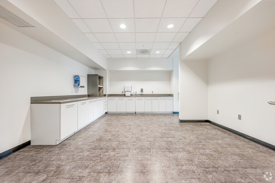More Photos Of 754 Peachtree St, Atlanta Office For Lease