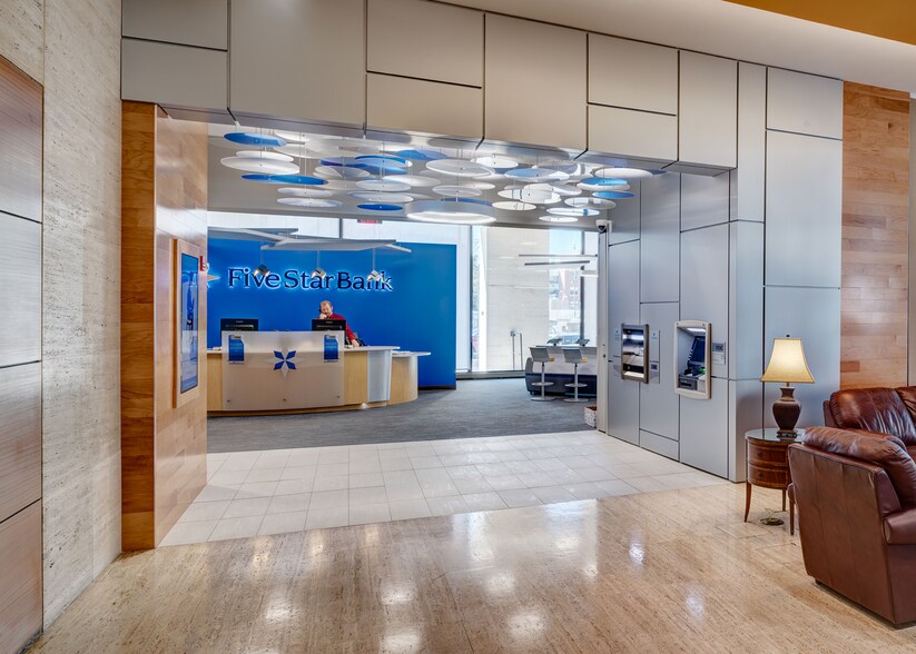 More Photos Of 100 Chestnut St, Rochester Office For Lease