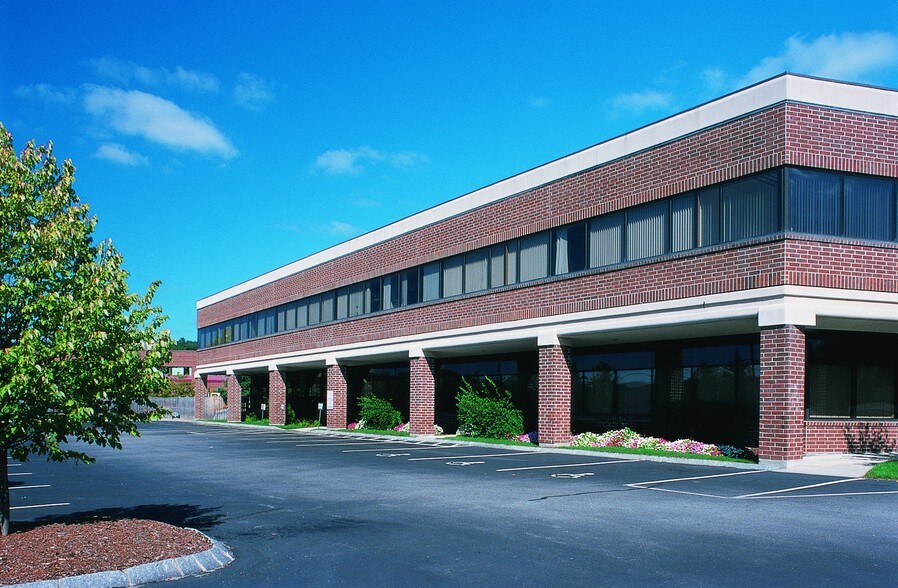 More Photos Of 15 Trafalgar Sq, Nashua Office For Lease