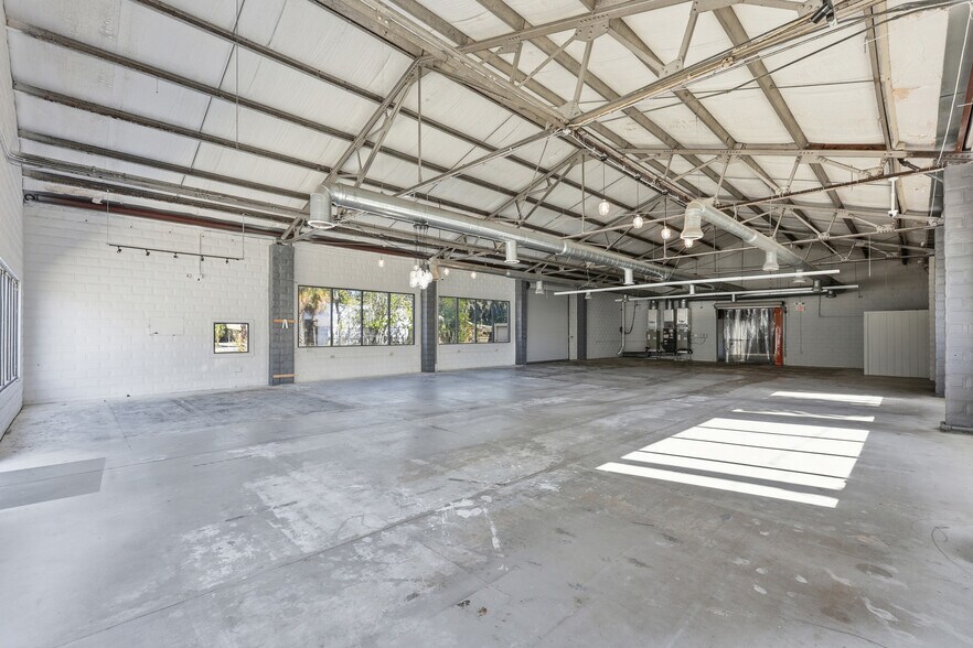 More Photos Of 239 San Marco Ave, Saint Augustine Storefront Retail Office For Sale