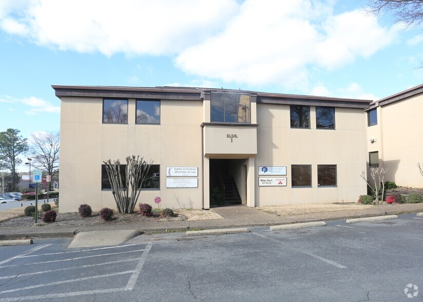 More Photos Of 2024 Arkansas Valley Dr, Little Rock Loft Creative Space For Sale