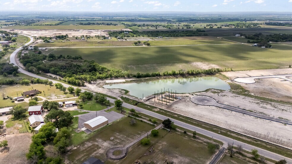 More Photos Of 5738 FM 2538, Marion Flex For Sale