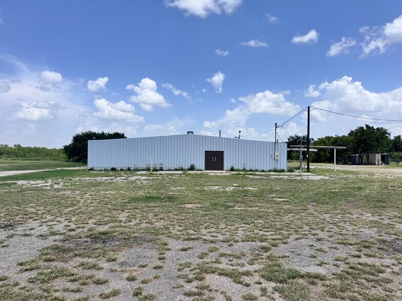 Primary Photo Of 5029 Old Jacksboro Hwy, Wichita Falls Specialty For Lease