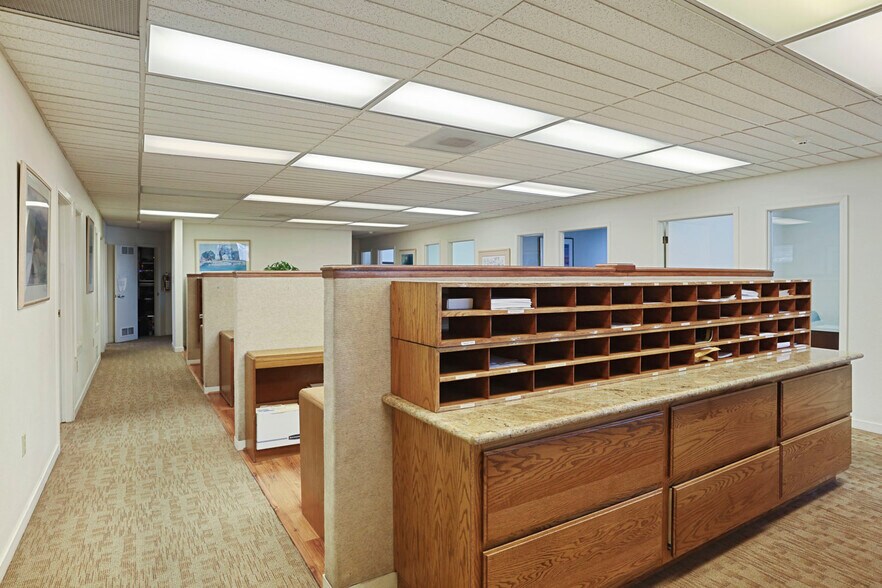 More Photos Of 200 W Harding Way, Stockton Office For Lease