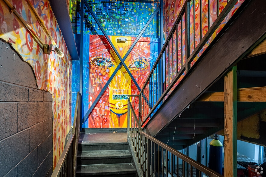 More Photos Of 1909 Blake St, Denver Freestanding For Sale