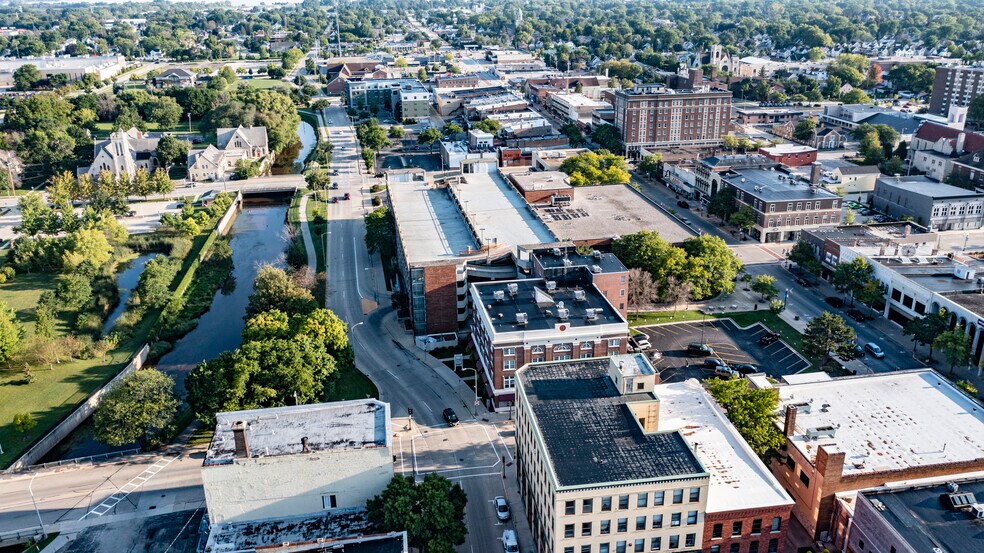 More Photos Of 20 Forest Ave, Fond Du Lac Apartments For Sale
