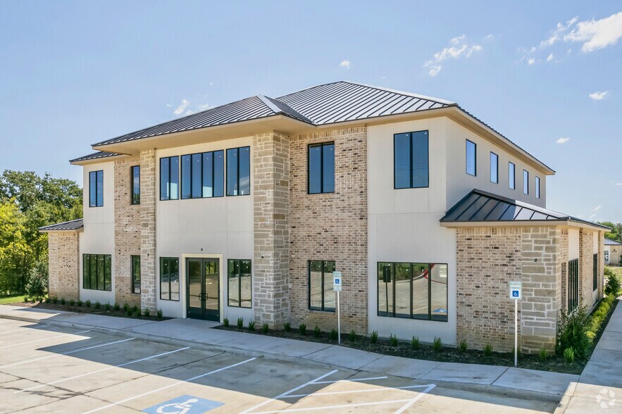 Primary Photo Of 1722 Keller Pky, Keller Medical For Lease