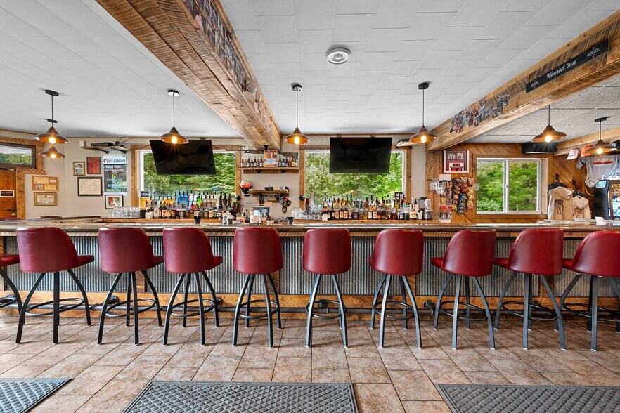 More Photos Of N12808 Northway Dr, Athelstane Restaurant For Sale