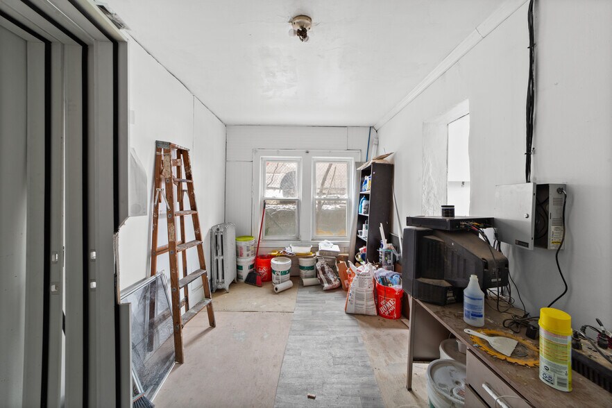 More Photos Of 1690 Eddington Rd, Cleveland Heights Apartments For Sale