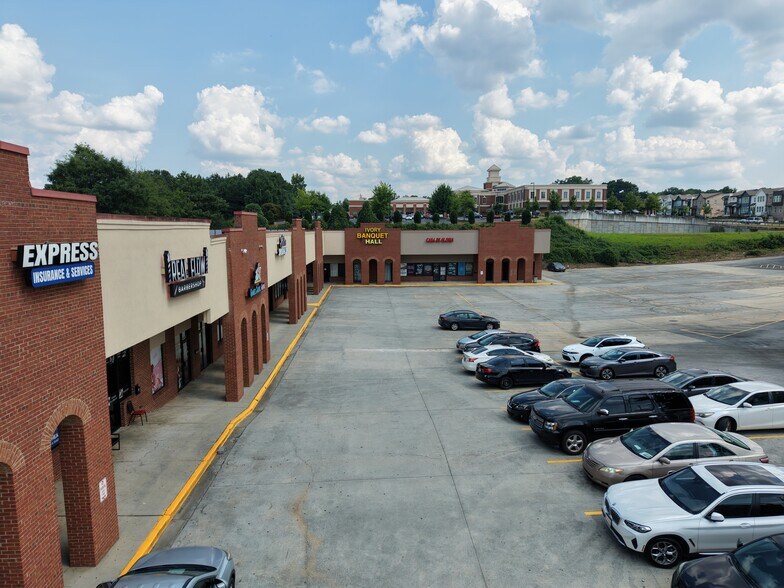 More Photos Of 4800 Lawrenceville Hwy NW, Lilburn Unknown For Lease