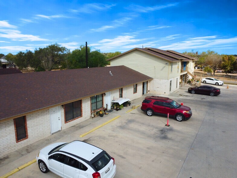 More Photos Of 5007 US Highway 83, Rio Grande City Apartments For Sale