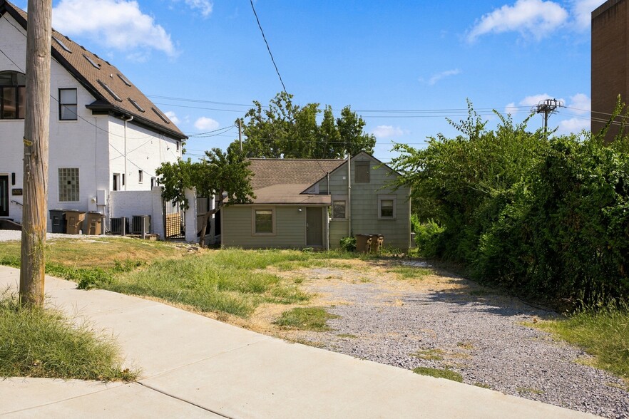 More Photos Of 321 29th Ave N, Nashville Office Residential For Sale