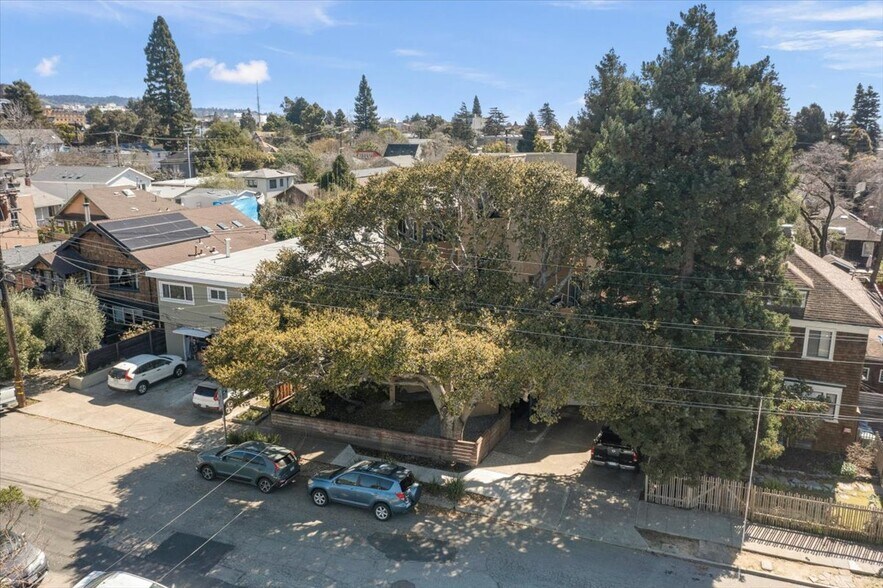 More Photos Of 1626 Francisco St, Berkeley Apartments For Sale