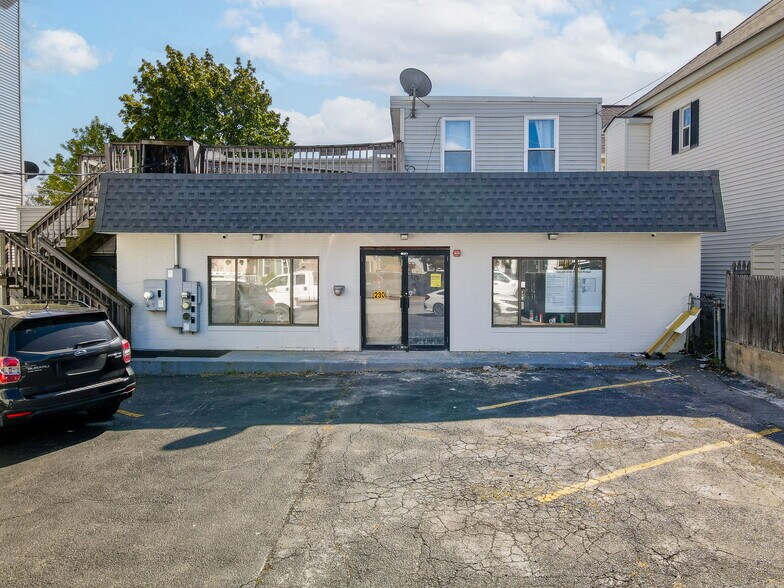 Primary Photo Of 230 Cumberland Rd, Lowell Storefront Retail Residential For Sale