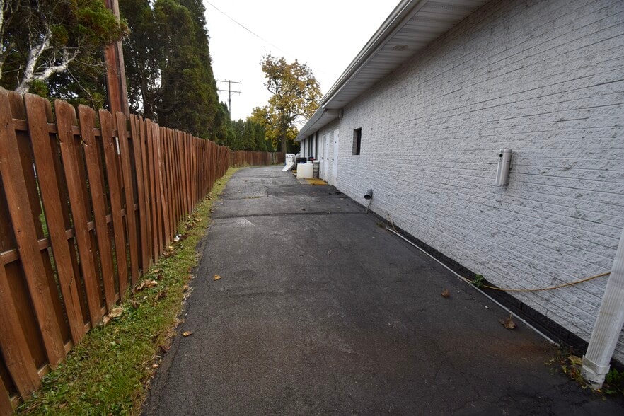 More Photos Of 4775 N 5th Street Hwy, Temple Carwash For Sale