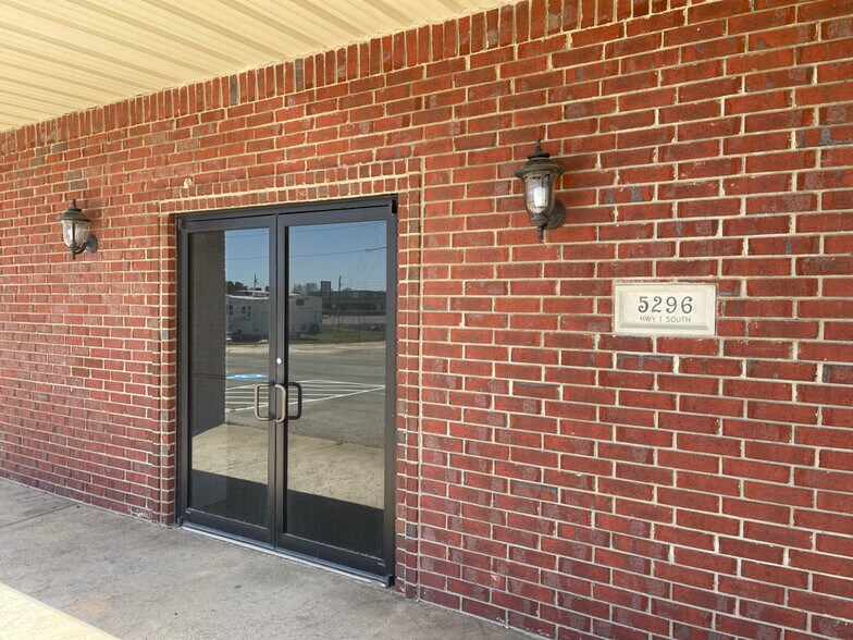 More Photos Of 5296 Highway 1 S, Jonesboro Office For Sale