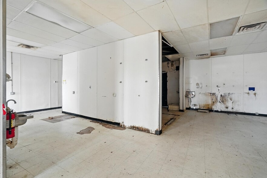 More Photos Of 4102 Buffalo Gap Rd, Abilene Unknown For Lease