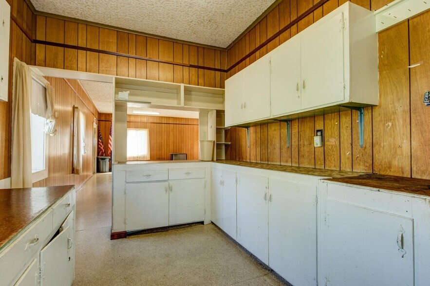 More Photos Of 7672 S Shingle Rd, Shingle Springs General Retail For Sale