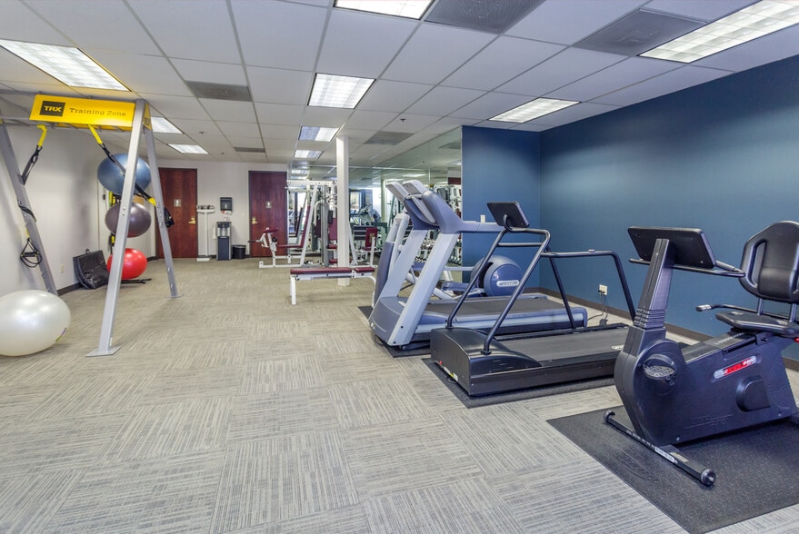 More Photos Of 1610 Arden Way, Sacramento Office For Lease