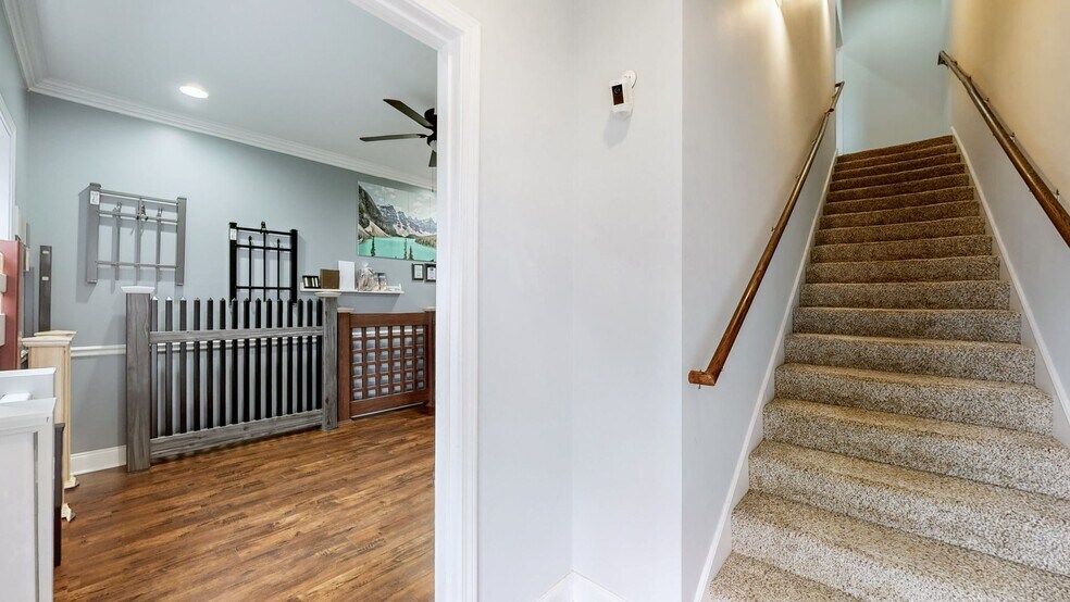 More Photos Of 239 Veterans Pky, Murfreesboro Office For Sale