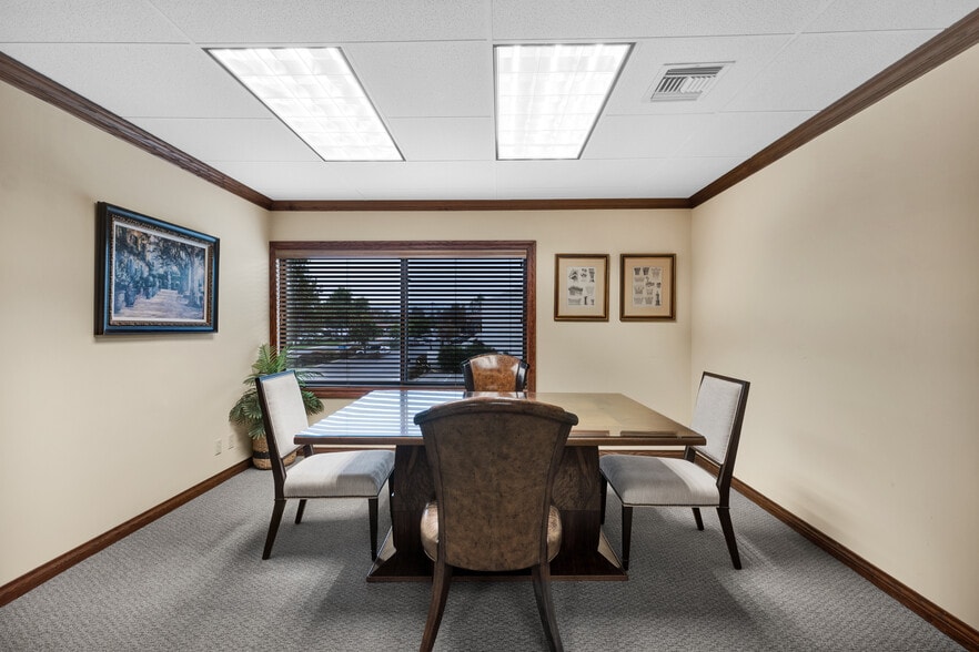 More Photos Of 340 Rosewood Ave, Camarillo Medical For Sale