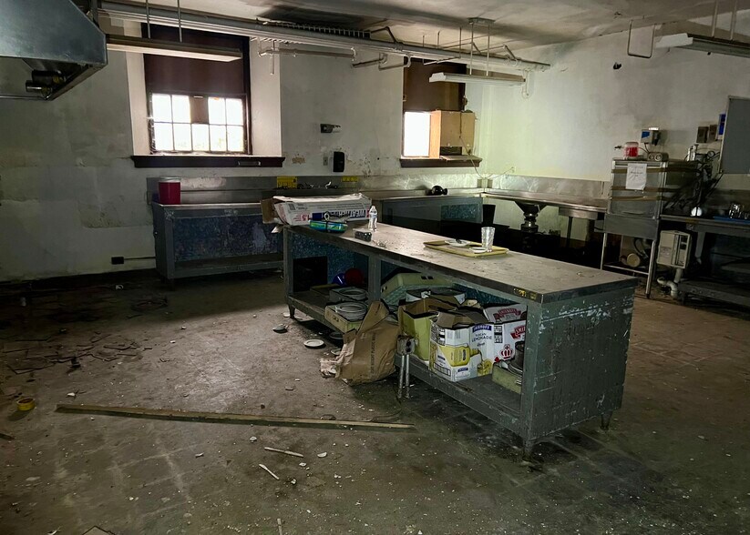 More Photos Of 710 Mulberry St, Pittsburgh Religious Facility For Sale