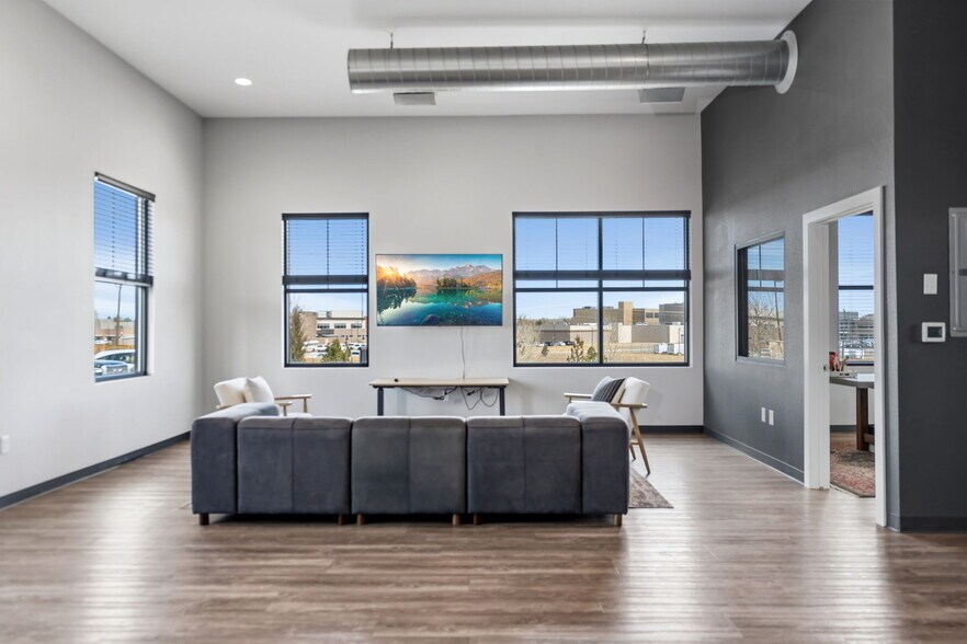 More Photos Of 1918 Jessup Dr, Fort Collins Flex For Lease