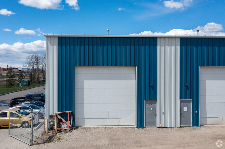 More Photos Of 8800 Venture Av SE, Calgary Warehouse For Sale