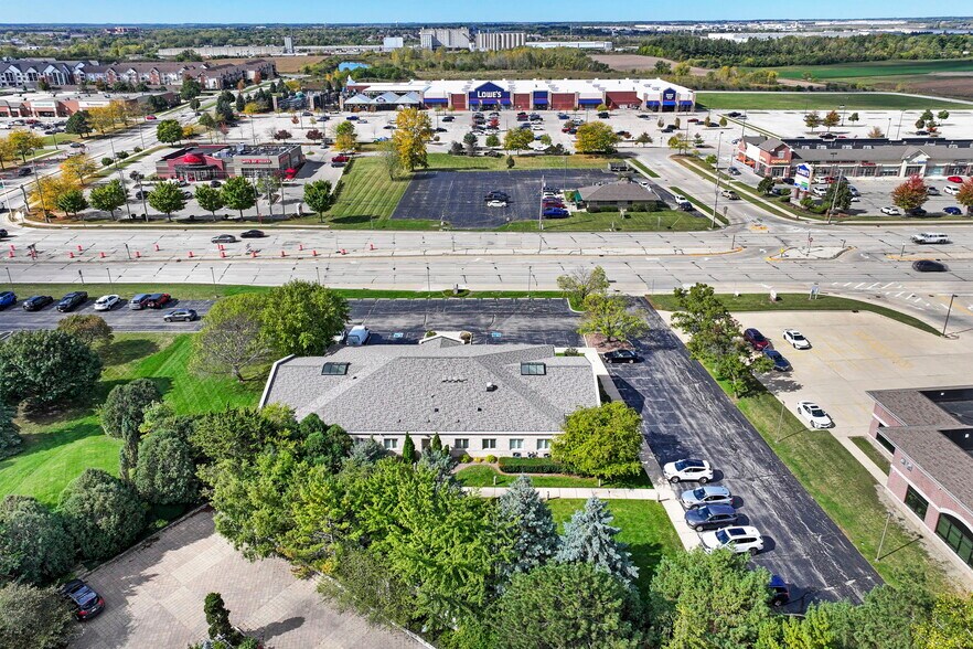 More Photos Of 6535 Green Bay Rd, Kenosha Medical For Sale