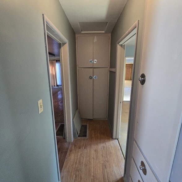 More Photos Of 15709 Bellflower Blvd, Bellflower General Retail For Sale