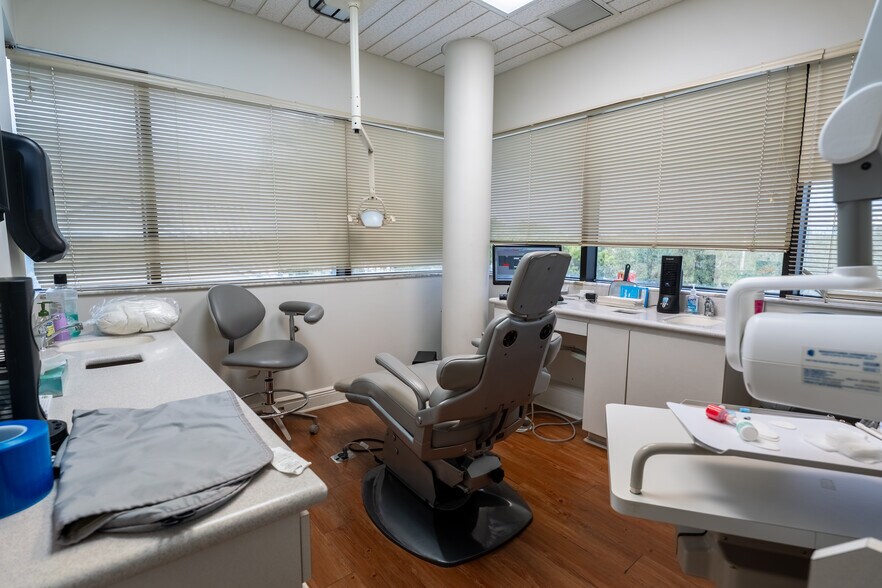More Photos Of 1704-1726 N University Dr, Coral Springs Medical For Sale
