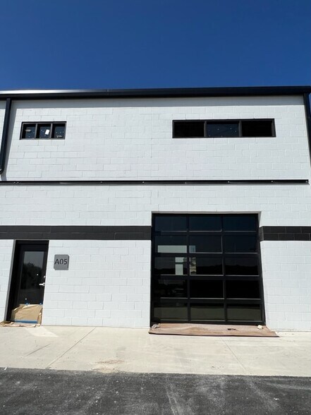 More Photos Of 529 E US HWY, Boerne Unknown For Lease