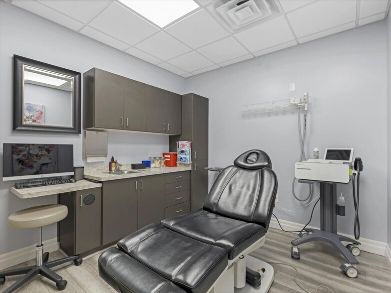 More Photos Of 248 E 13800 S, Draper Apartments For Sale