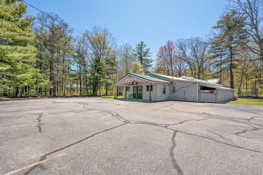 More Photos Of 19055 12 Mile Rd, Big Rapids Manufacturing For Sale
