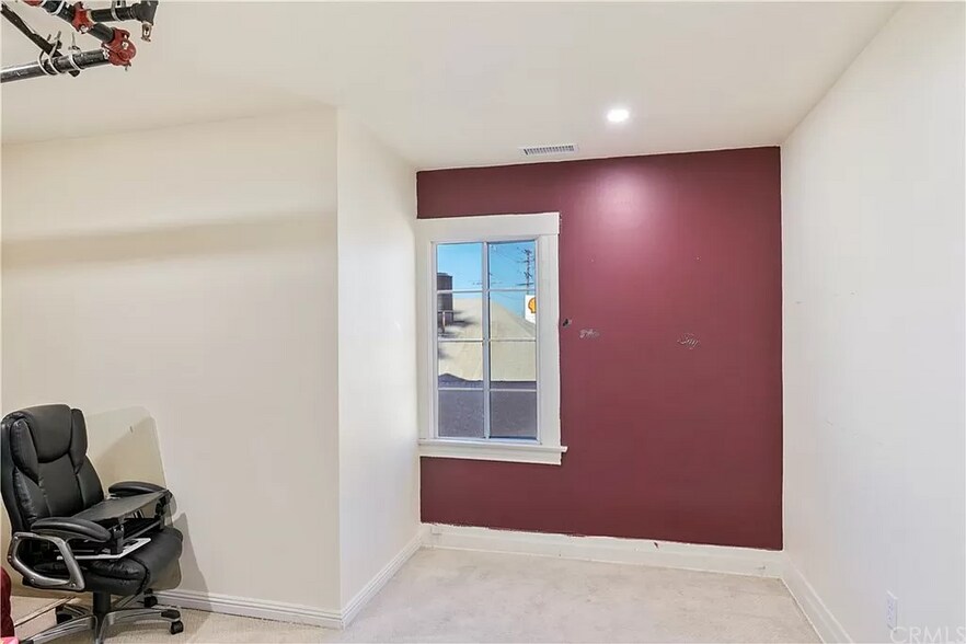 More Photos Of 522 W VERNON Ave, Los Angeles Daycare Center For Sale