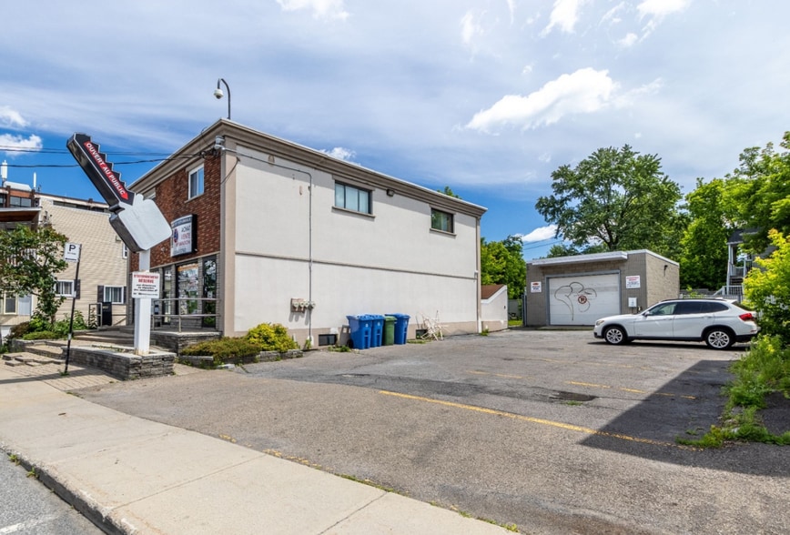 More Photos Of 1166-1170 Ch Du Coteau-Rouge, Longueuil Storefront Retail Residential For Sale