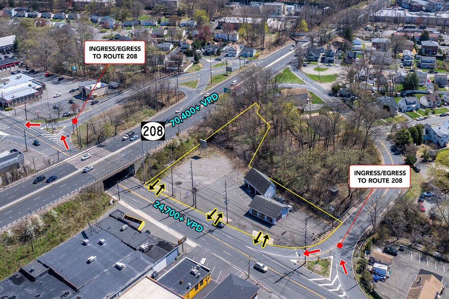More Photos Of 1015-1027 Goffle Rd, Hawthorne General Retail For Lease