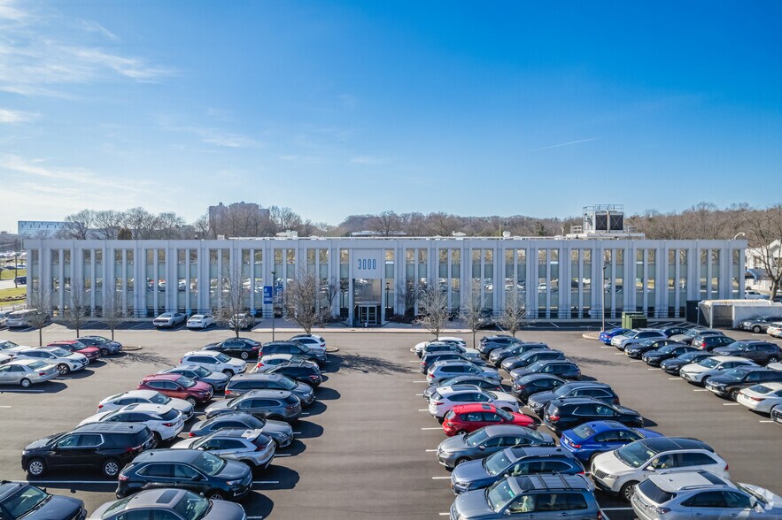 More Photos Of 3000 Marcus Ave, Lake Success Office For Sale