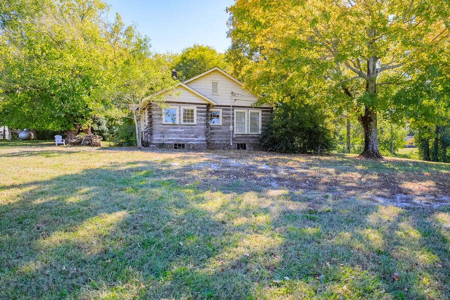 More Photos Of 615 Patterson, LaFayette Medical For Sale