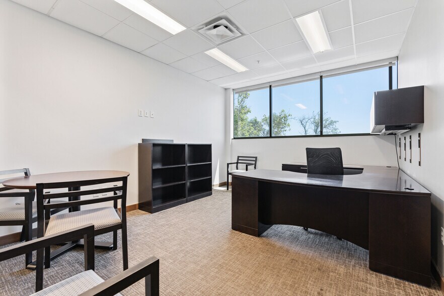 More Photos Of 1403-1405 W 2200 S, Salt Lake City Office For Lease