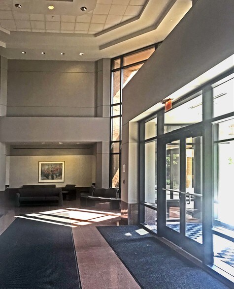 More Photos Of 17500 Rockside Rd, Bedford Office For Lease