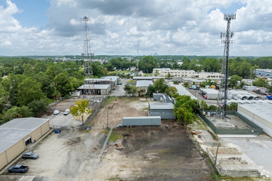More Photos Of 5021 Stepp Ave, Jacksonville Unknown For Lease
